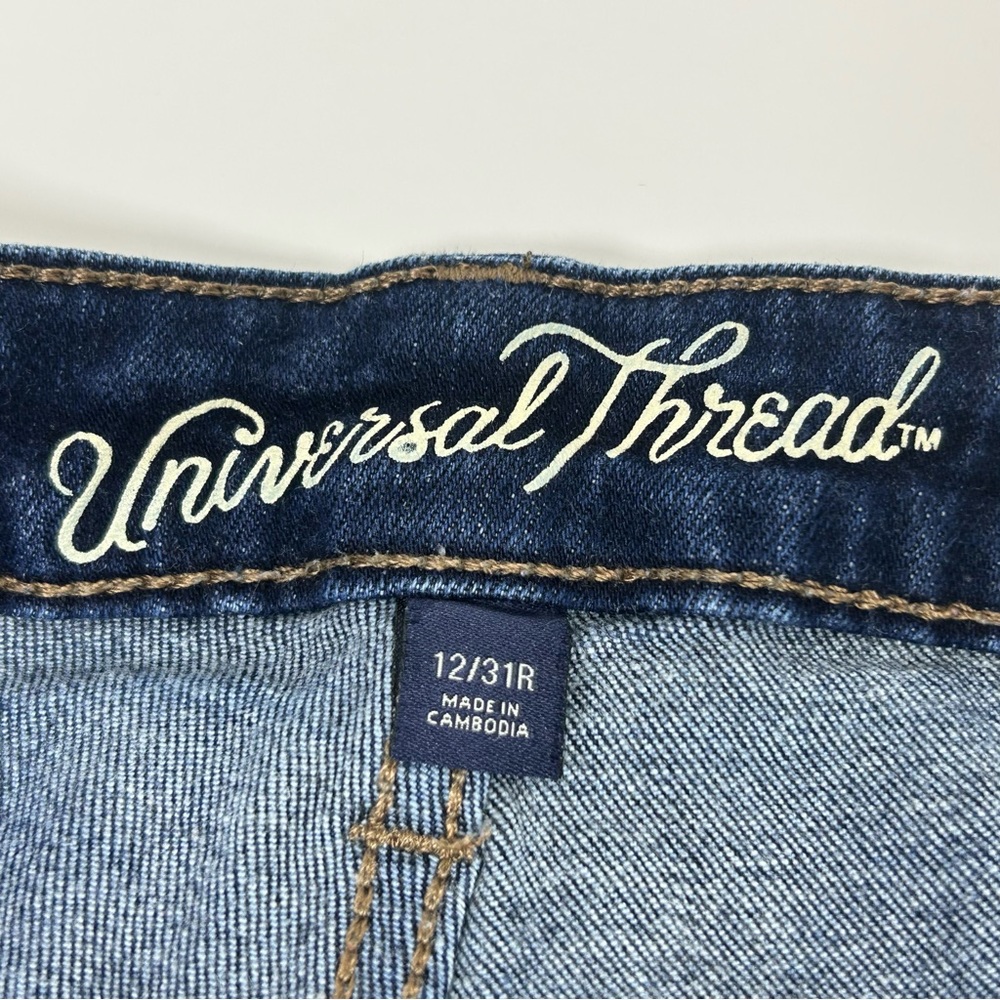 BUNDLE 2 Pairs Universal Thread Jean Shorts Size 12/31R - Picture 9 of 12